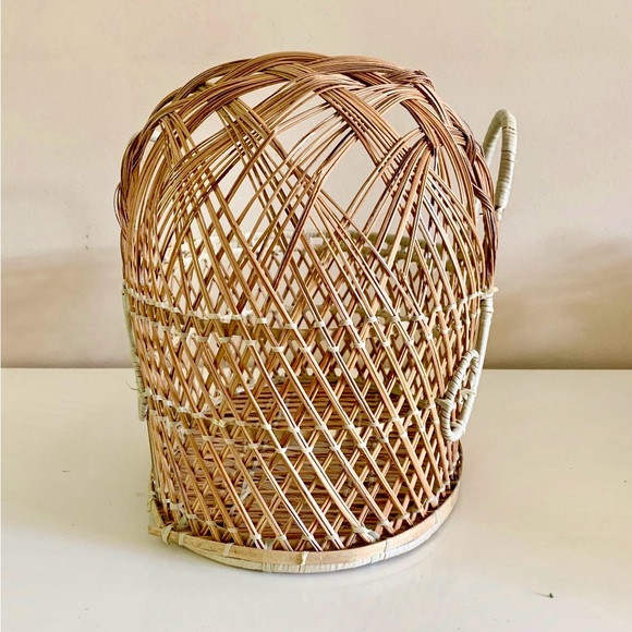 Vintage Wicker Baby Basket, Perfect for Baby Gift, Shower Centerpiece, Doll Bed - Picture 3 of 5